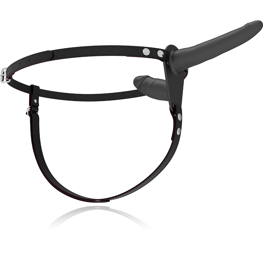 Fetish submissive arnãs doble penetraciãn vibrador negro