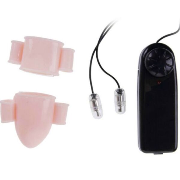 Vibrerende penis sleeves Baile Alfred in huidskleur, met de twee bullet vibrators en afstandsbediening