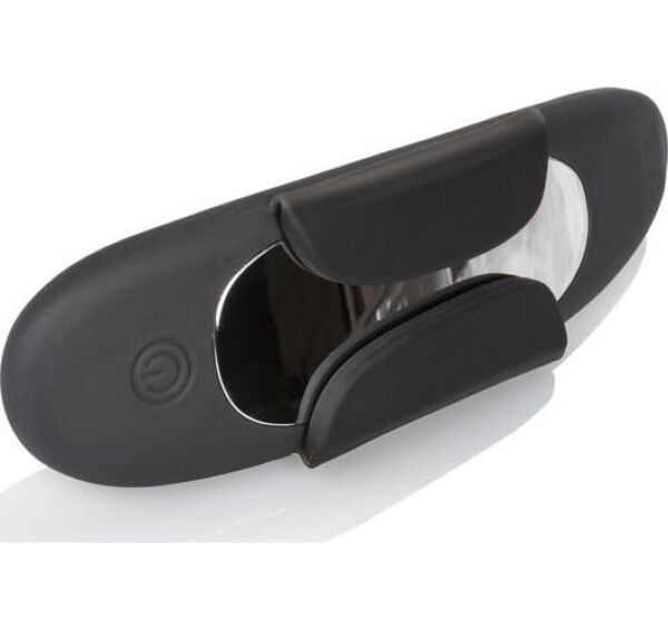 Zwarte CalExotics Lock-N-Play Remote Panty Teaser met magnetische bevestigingsvleugels en afstandsbediening