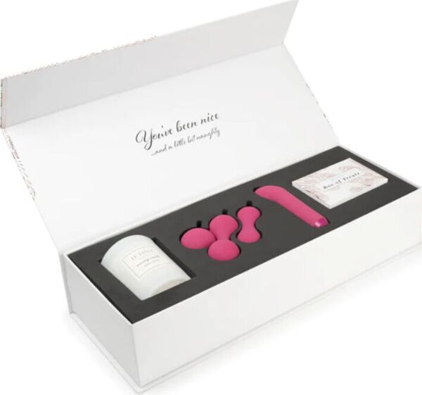 Cadeauset Je Joue Nice & Naughty met de bullet vibrator, de Ami-balletjes, de massagekaars en het doosje met kaartjes