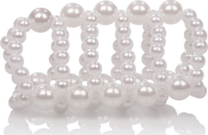 Funda CALEXOTICS Basic Essentials met kralen voor extra stimulatie